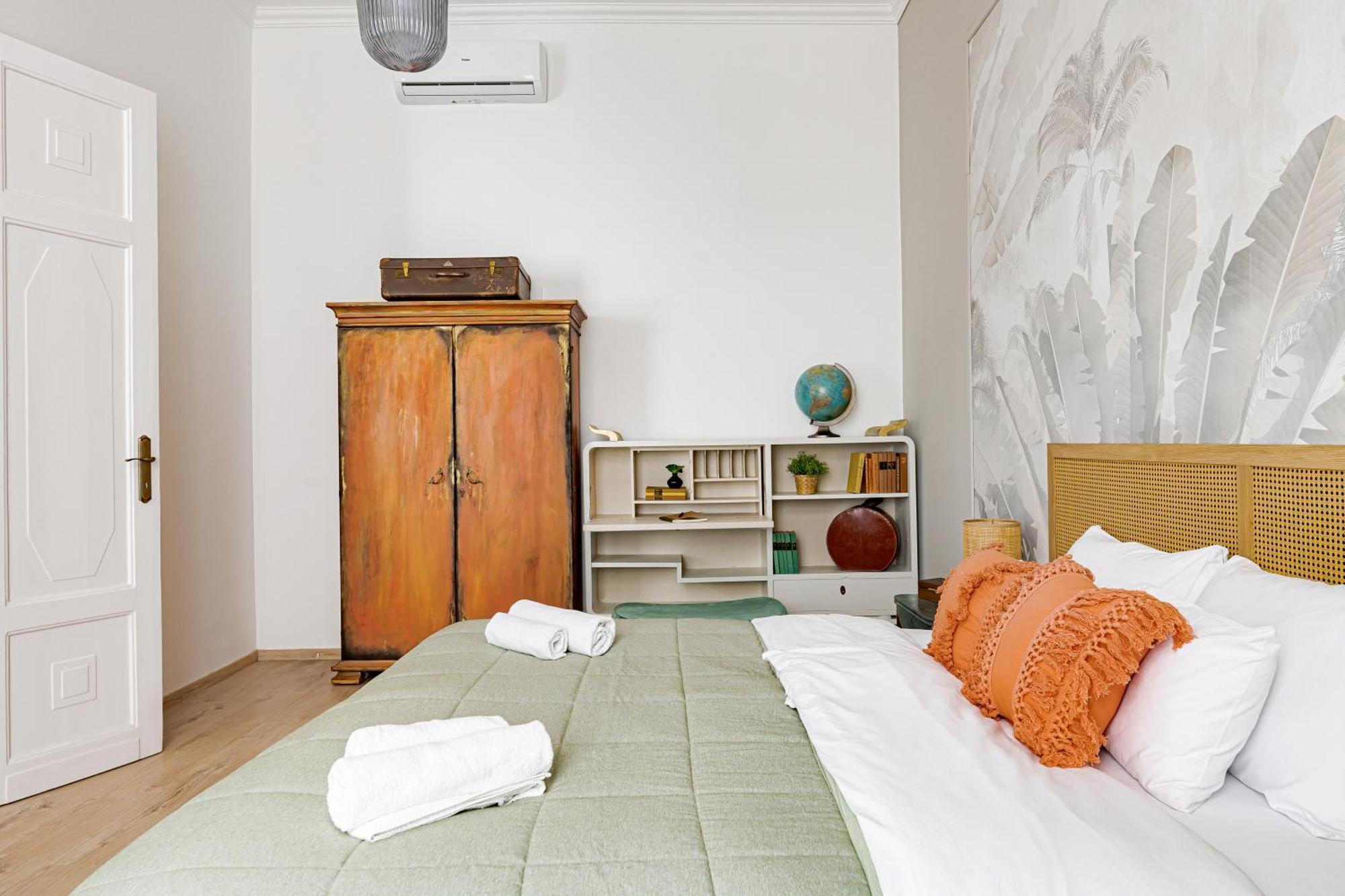 Jungle Aesthetics Downtown Apartman Aircon And Garage Parking Budapest Exterior foto