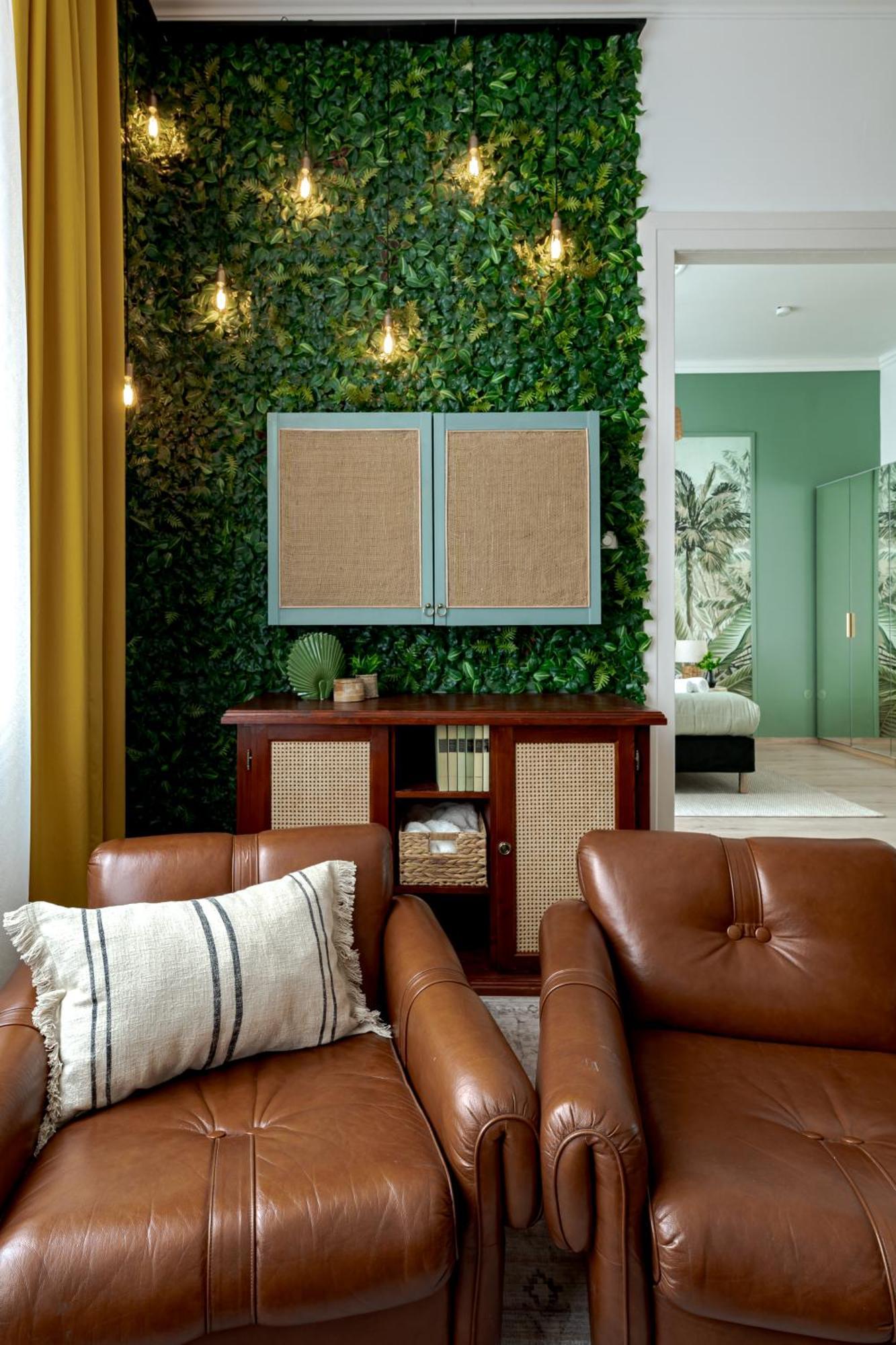 Jungle Aesthetics Downtown Apartman Aircon And Garage Parking Budapest Exterior foto