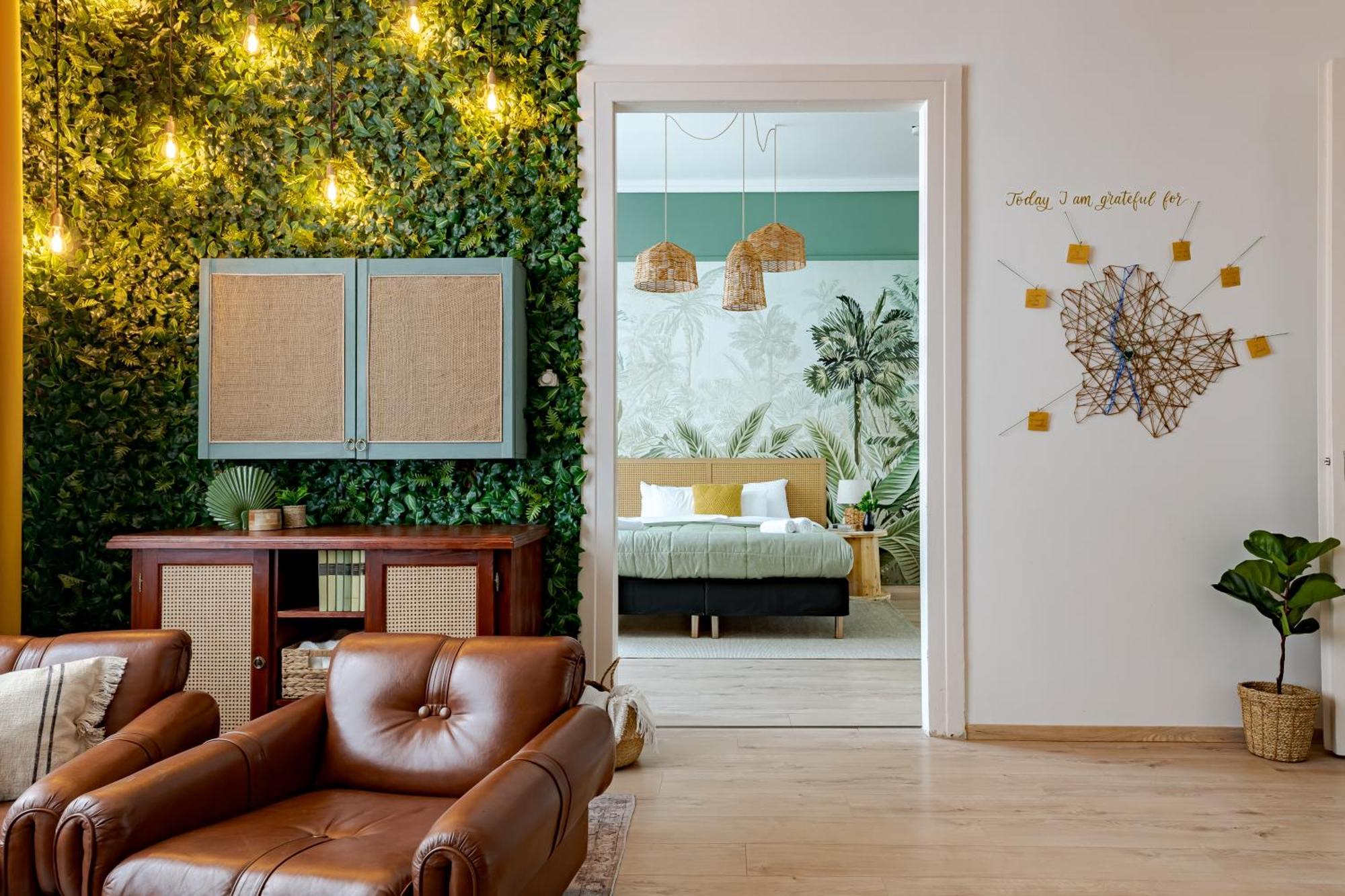 Jungle Aesthetics Downtown Apartman Aircon And Garage Parking Budapest Exterior foto